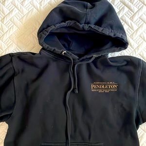 Pendleton hoodie black